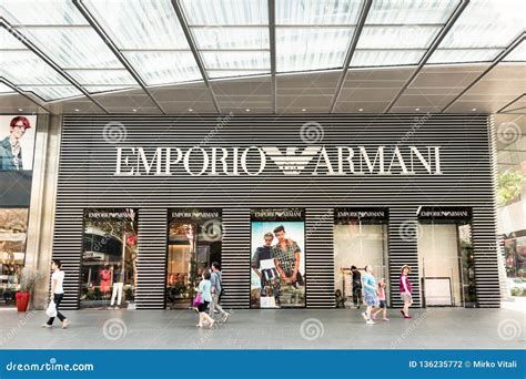 emporio armani tienda oficial.